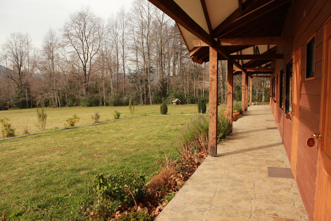 Hosteria Y Camping Del Bosque Pucón Kültér fotó